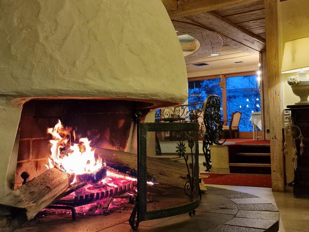 Das Kronen Hotel Seefeld in Tirol Eksteriør bilde